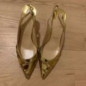 Gold Christina louboutin kitten heel